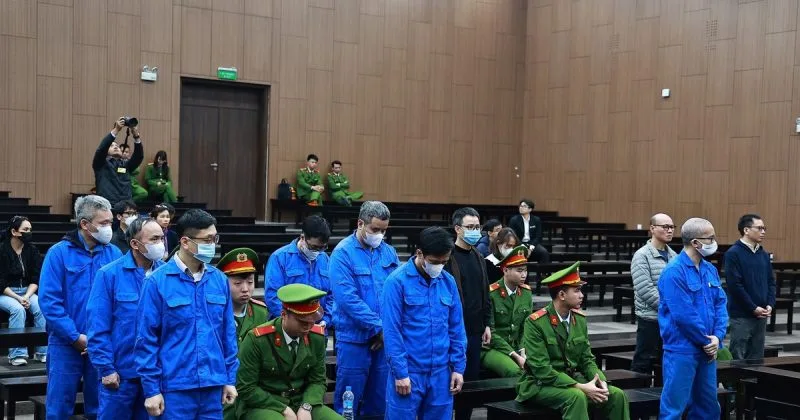 Các bị cáo tại phiên tòa. Ảnh: HOÀNG HUY Nguyễn Thị Thanh Nhàn.jpg