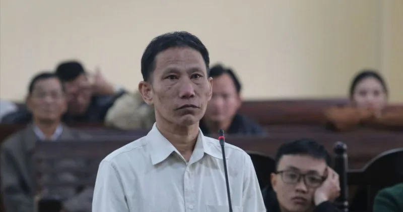 Vô cớ dùng búa đánh vào đầu làm bạn biển tử vong