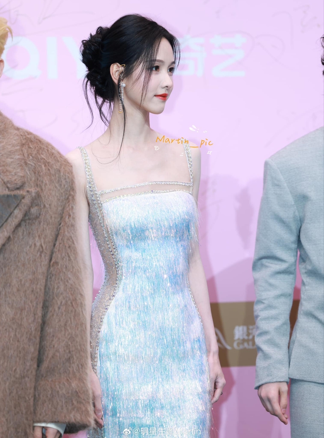 Hot lại clip mới vào nghề của đối thủ Chương Nhược Nam, có 1 điểm gây tiếc nuối- Ảnh 14.