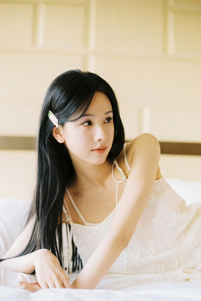 Hot lại clip mới vào nghề của đối thủ Chương Nhược Nam, có 1 điểm gây tiếc nuối- Ảnh 11.