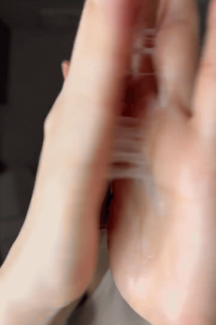 4 kem dưỡng nhẹ như mây dùng mùa hè rất sướng: Da ngậm nước, là phẳng nếp nhăn- Ảnh 9.