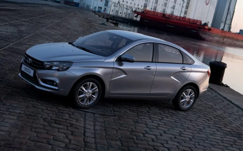 lada-vesta-7-png Lada Vesta 2025 được nhà sản xuất ô tô thiết kế và chế tạo dựa trên nền tảng khung gầm B/C