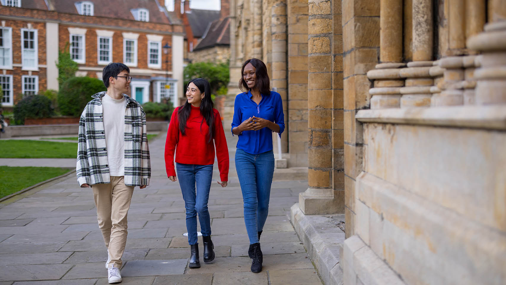 hoc-bong-du-hoc-anh-1771995323742884221442 học bổng chính phủ - Ảnh 1.