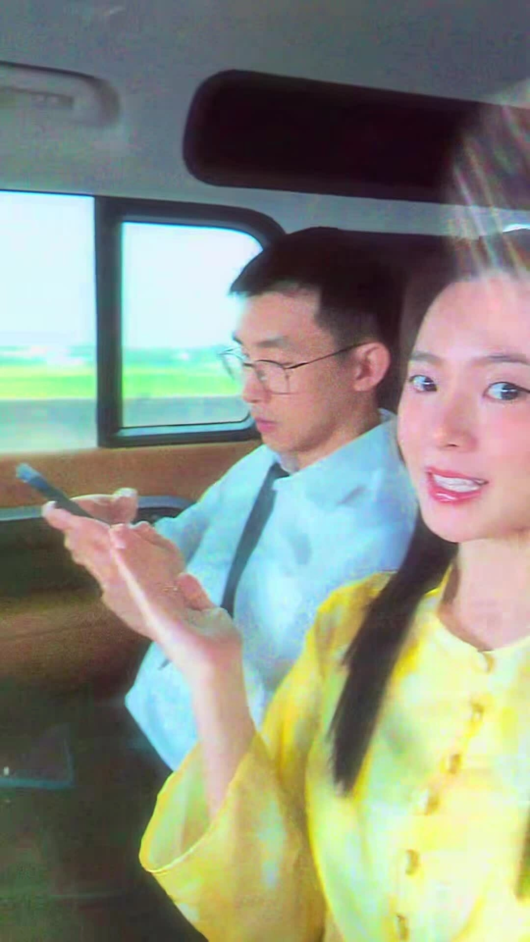 Midu và chồng quay video vui ngày Tết