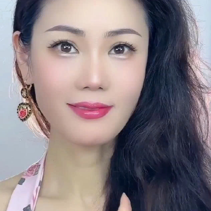 Trang điểm đúng thứ tự, lớp makeup bền đẹp suốt ngày Tết
