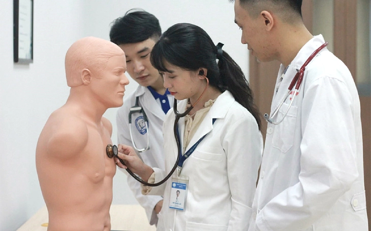 Trường đại học đầu tiên tại Việt Nam đạt chuẩn kiểm định quốc tế THE-ICE - Ảnh 2.