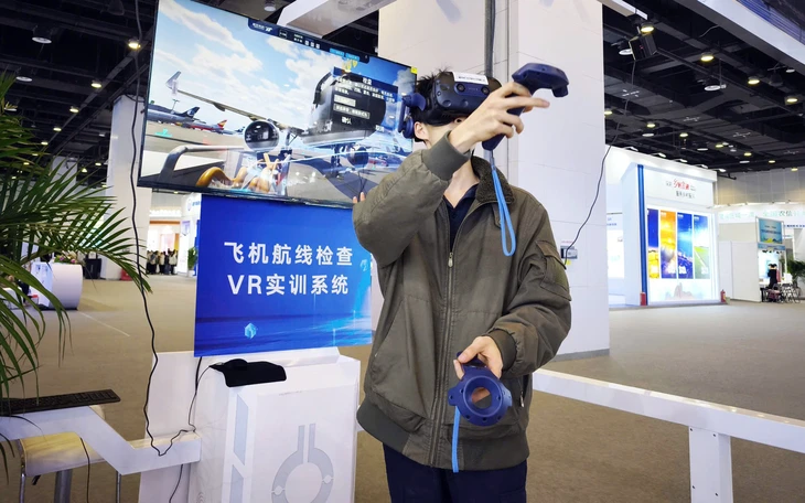 Học viện đồ nướng, tôm hùm, mì cháy: Trung Quốc 'nâng cấp' nghề phổ thông thành nghề danh giá - Ảnh 2.