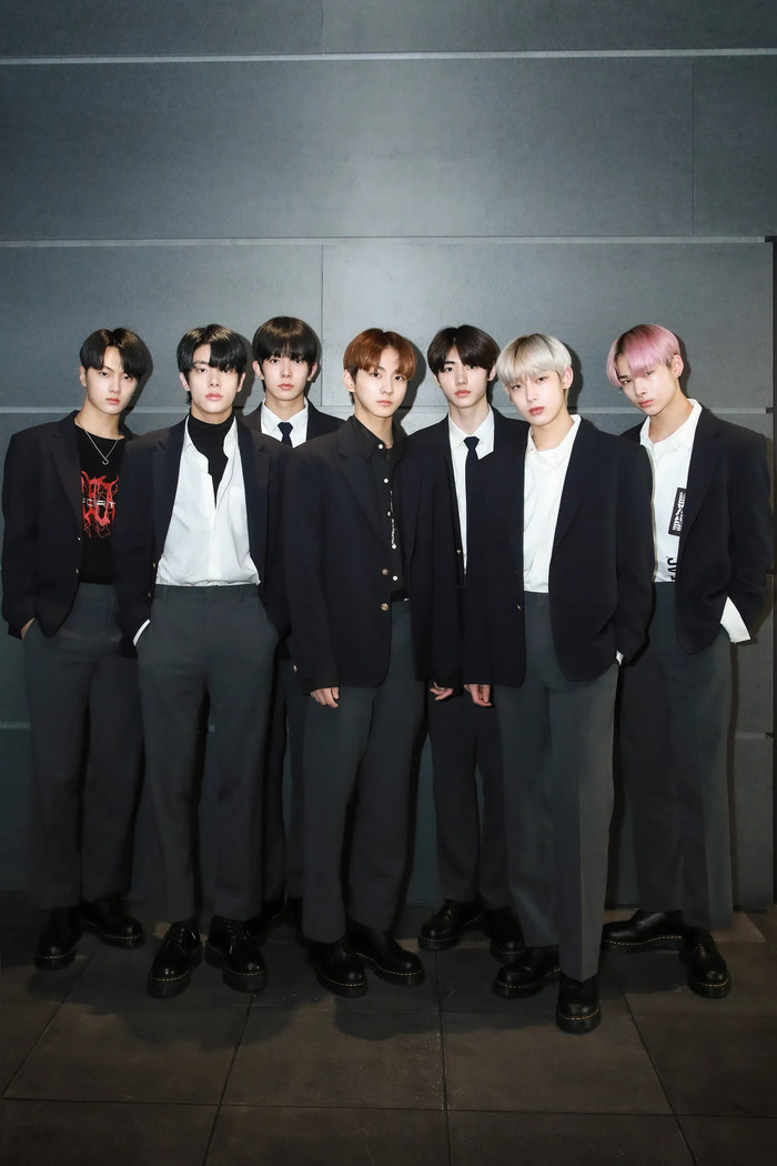 3cfk7hr6551-0worjcud392-3vlow9n46o3 ENHYPEN