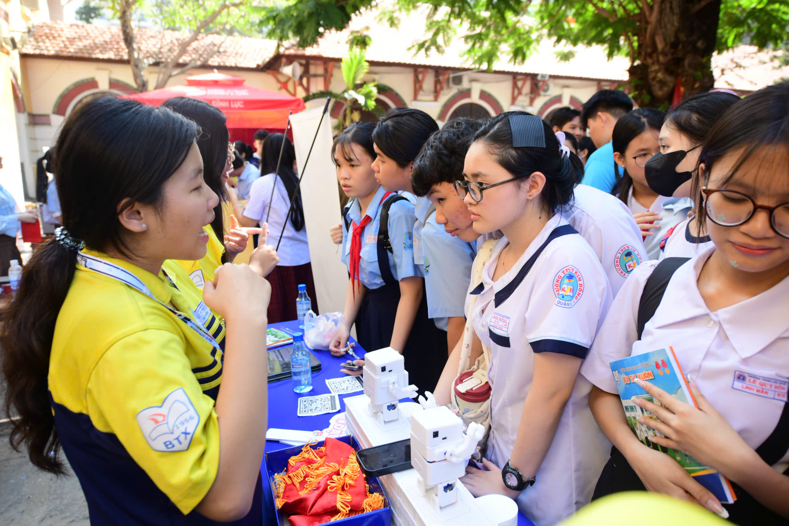 4060328456003664747-17747521410711089937175 lớp 10 - Ảnh 9.