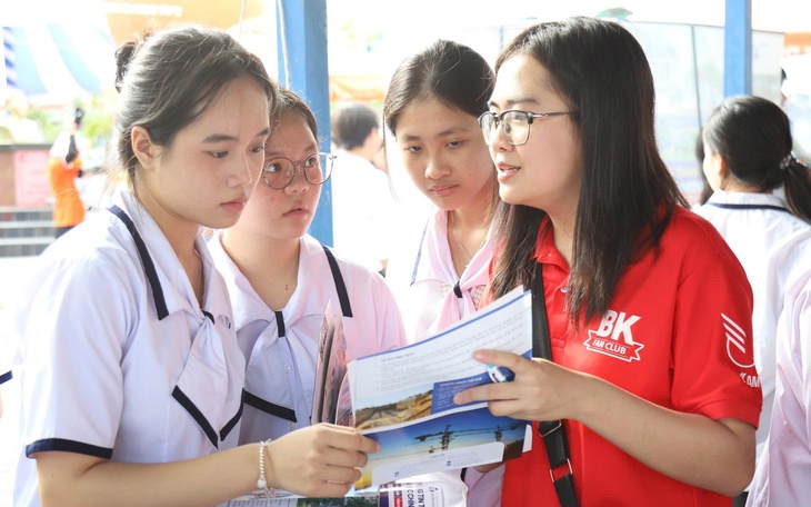 Học ngành gì cũng nên biết AI - Ảnh 3.