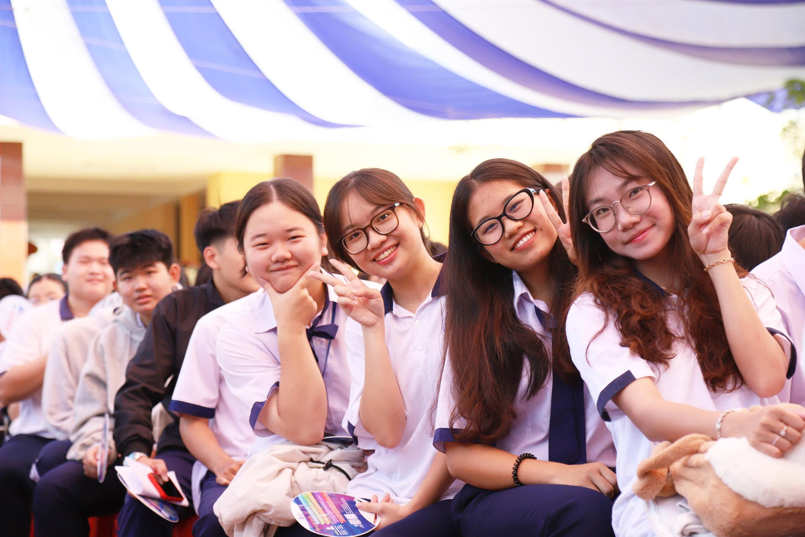 Làm gì khi chọn ngành, chọn trường 'bất đồng' với cha mẹ? - Ảnh 1.