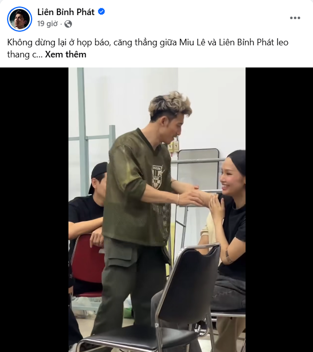 7211jxulsh1-32j4h4mrch2-2oejxmsyrg3 Khoảnh khắc tương tác “căng mà vui” ở hậu trường được Liên Bỉnh Phát đăng tải. Ảnh: FBNV