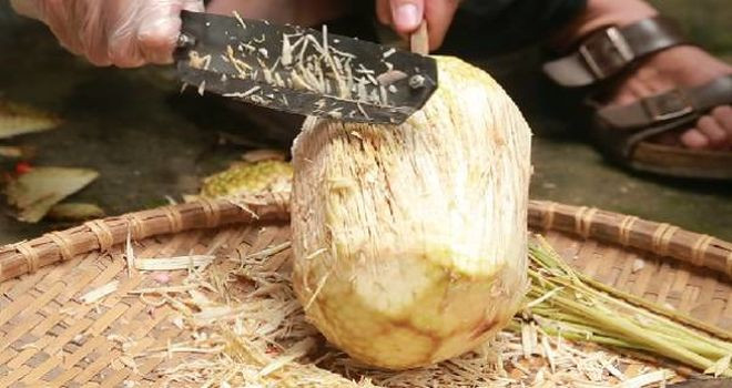 Lần đầu ăn Nhút Thanh Chương – món đặc sản quê vợ chồng Hồ Văn Cường: Cảm giác 'sốc' nhưng đầy cuốn hút Ảnh 6