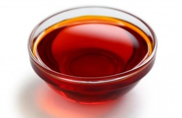 cach-lam-dau-gac-cho-be-4 Dầu gấc sau khi lọc hết bã gấc