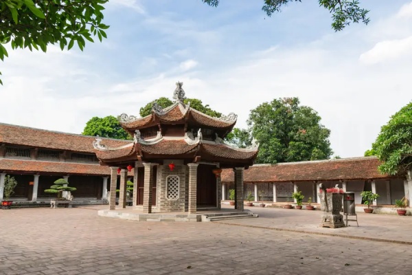 Chùa nổi tiếng ở Hà Nội