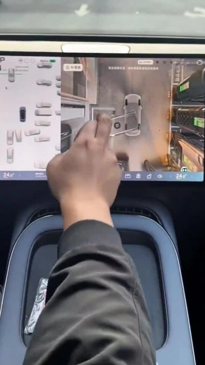 Điều khiển ôtô vào chỗ đỗ như trò chơi điện tử