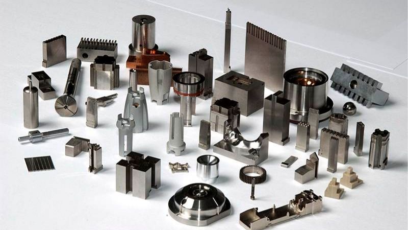 dung-cu-cat-got-3 Dụng Cụ Cắt Gọt: Tổng Quan Chuyên Sâu Các Loại Dao Tiện, Dao Phay, Mũi Khoan Tối Ưu Hiệu Suất Gia Công CNC - 3