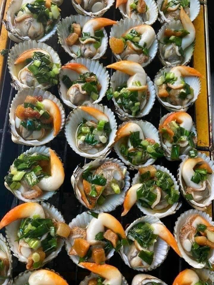 eq5zb9ygds1-vfseabyvcc2-z5e5bz8b3h3 M ón sò mông (sò mồng) nướng mỡ hành. (Ảnh minh họa từ Internet)