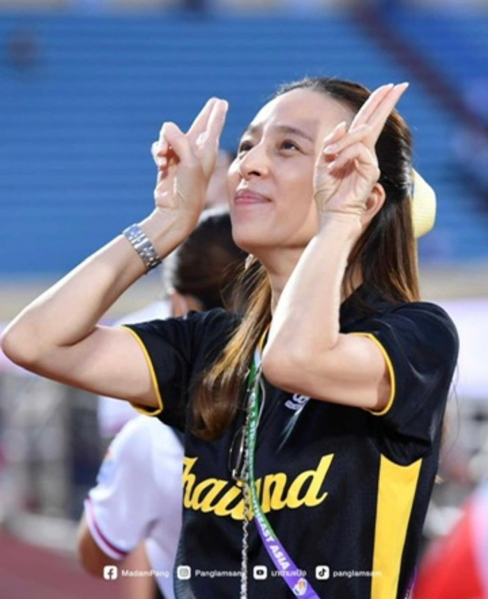 Một chương nặng nề nhất của bóng đá Thái Lan đã chính thức khép lại khi Madam Pang hoàn tất hành trình xử lý khoản nợ kéo dài nhiều năm. Ảnh: Madam Pang