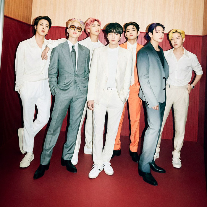 ge6zt14qac1-i1e55py9qf2-amcd3wrja43 Vì sao TikTok đang trở thành 'vũ khí sống còn' của các ngôi sao Kpop? Ảnh 6