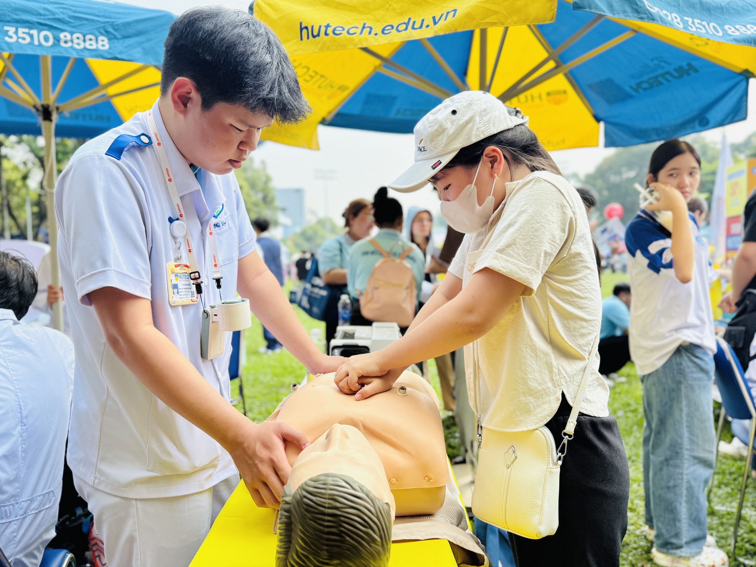 tuyển sinh - Ảnh 2.