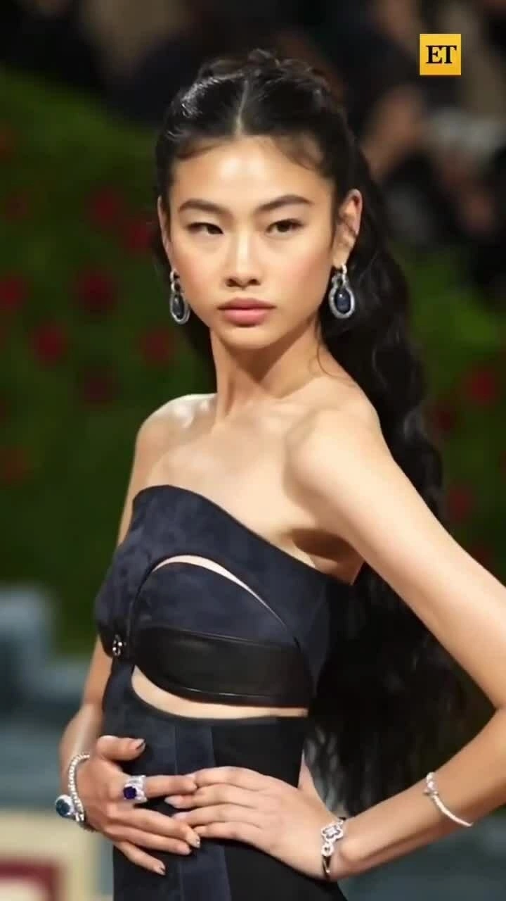 Jung Ho Yeon dự sự kiện thời trang