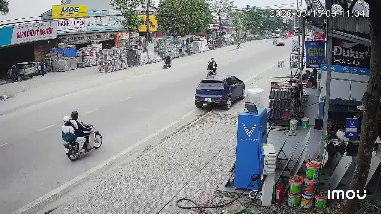 Khi phụ huynh trao 'vũ khí giao thông' cho con trẻ