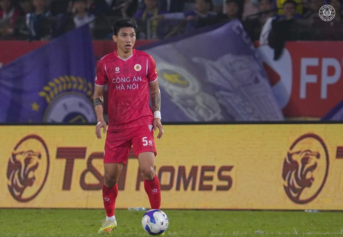 Sau hơn hai năm chờ đợi, Đoàn Văn Hậu sẽ đón khoảnh khắc đặc biệt là trở lại đội tuyển Việt Nam. Ảnh: CLB CAHN