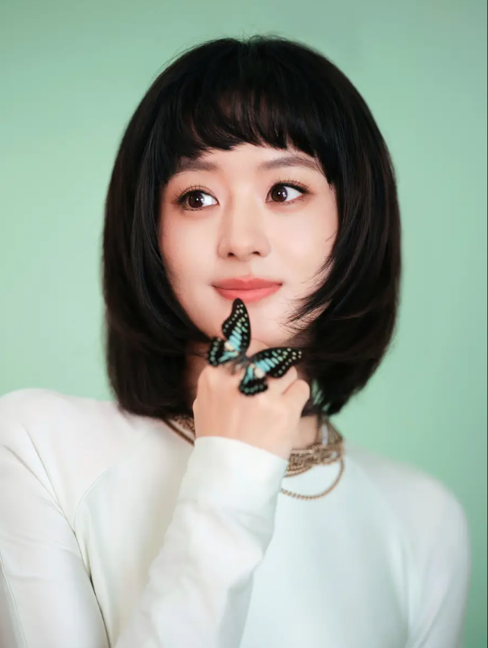 Triệu Lệ Dĩnh khác lạ Ảnh 1