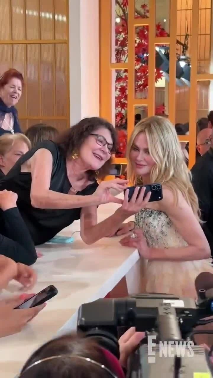 Nicole Kidman giao lưu với người hâm mộ ở Oscar