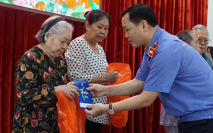 ong-le-van-dong-17708003648491716687547-76-0-1000-1478-crop-17708042558841365426312 Thành lập Phân hiệu Trường Đại học Kiểm sát tại TP.HCM - Ảnh 2.