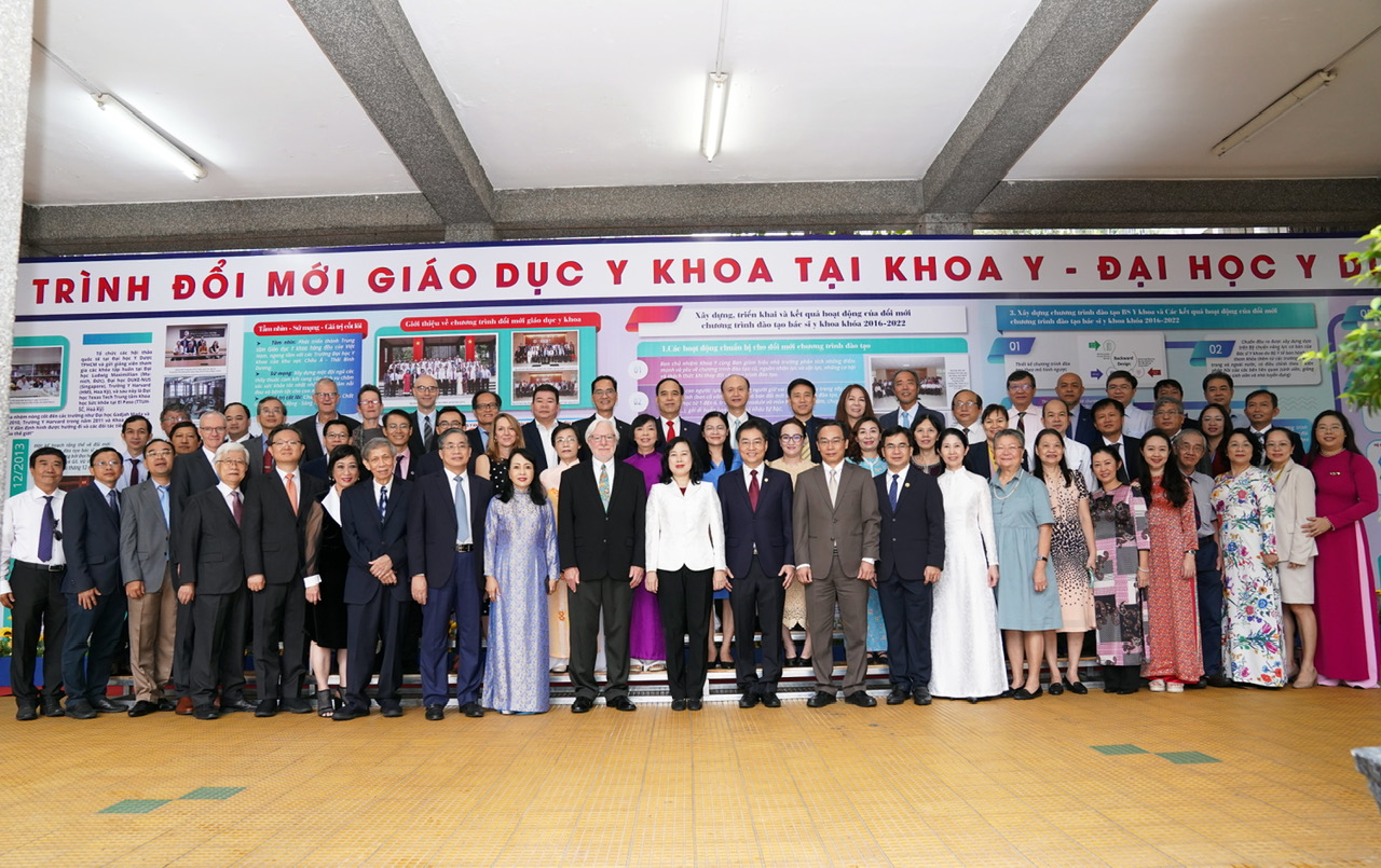 Tiến sĩ - Ảnh 2.