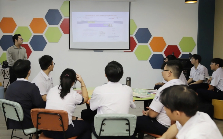 Học phí đại học tăng theo lộ trình - Ảnh 3.