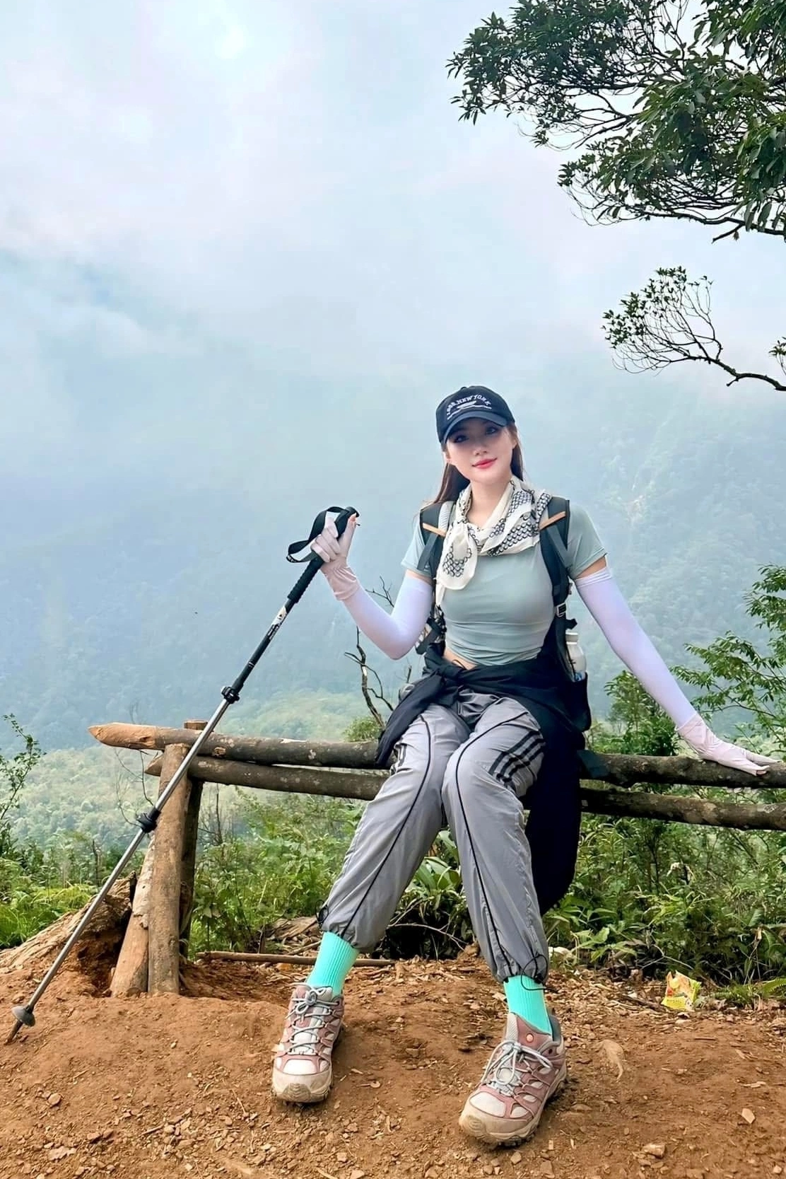 Sở thích leo núi của Hoa hậu Phan Phương Oanh