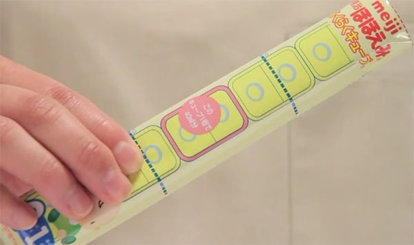 Cách mở sữa thanh Meiji đúng cách