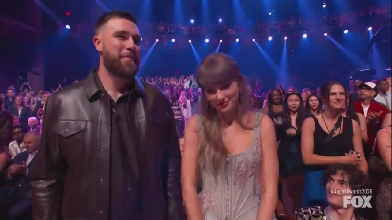 Taylor Swift lần đầu đưa chồng sắp cưới tới lễ trao giải