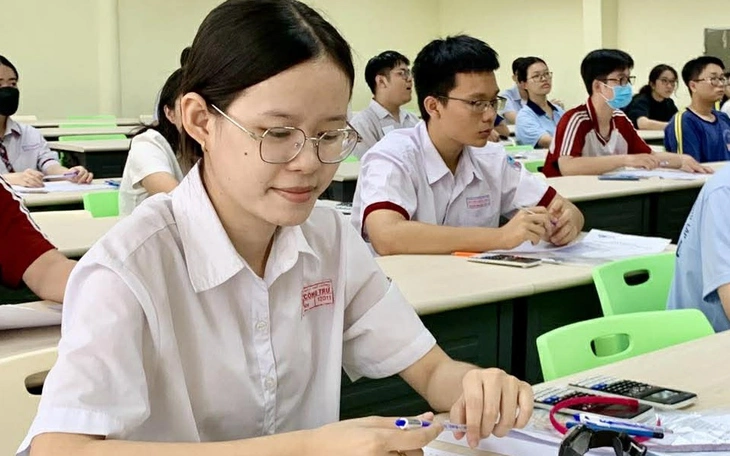 Trường đại học Bách khoa TP.HCM chỉ ra yếu tố quyết định trúng tuyển - Ảnh 4.