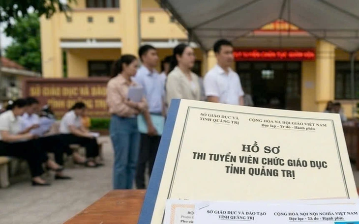 Đề nghị Công an vào cuộc xử lý việc rao bán tài liệu ôn thi viên chức "lậu" - Ảnh 3.