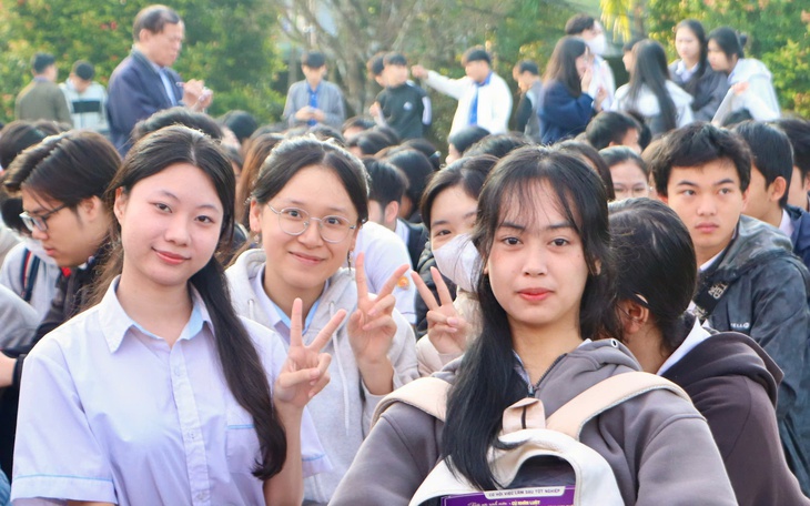 Đại học Huế mở tuyển hàng loạt ngành mới trước kỳ tuyển sinh mới - Ảnh 2.