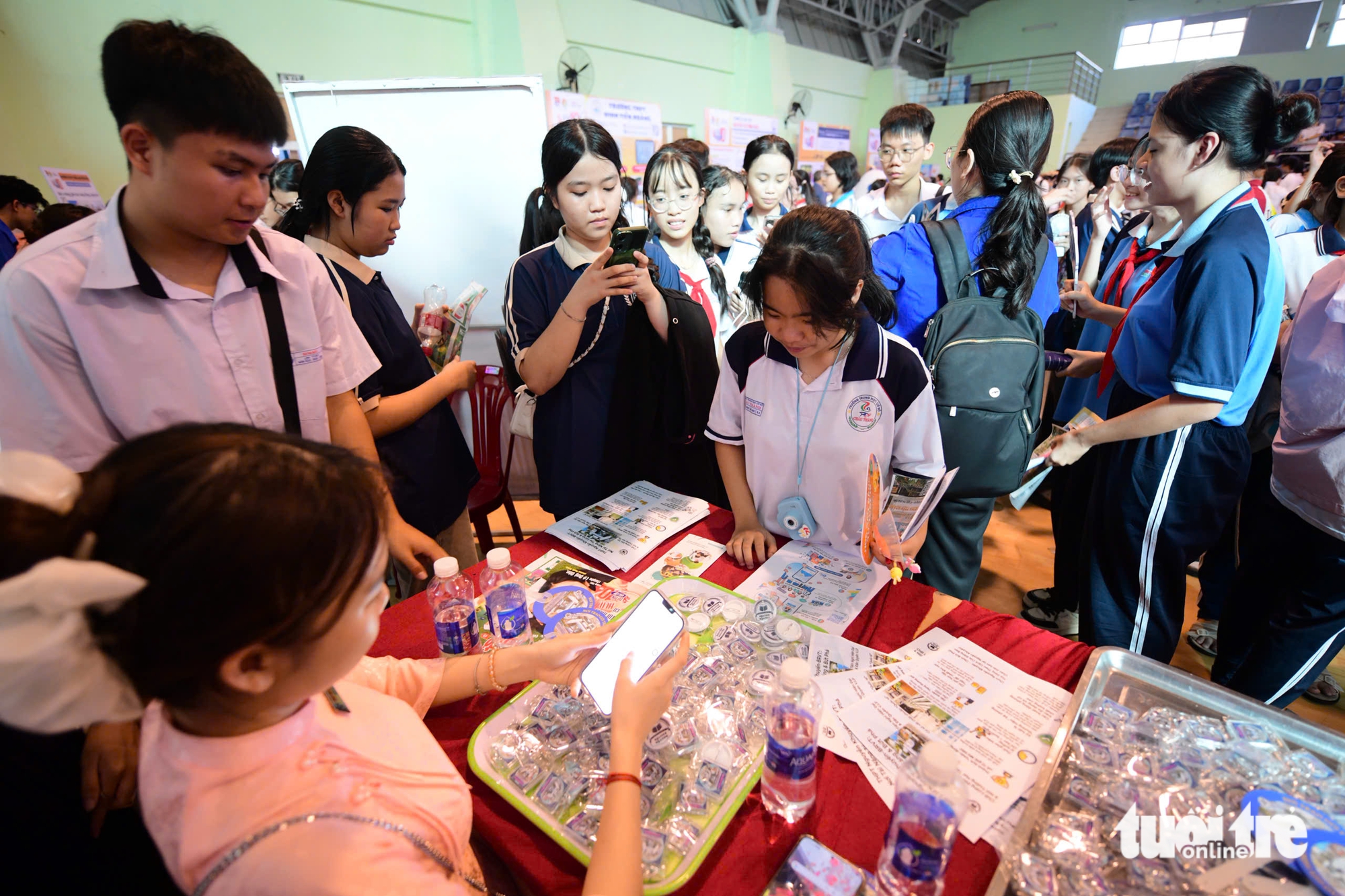 lớp 10 - Ảnh 20.