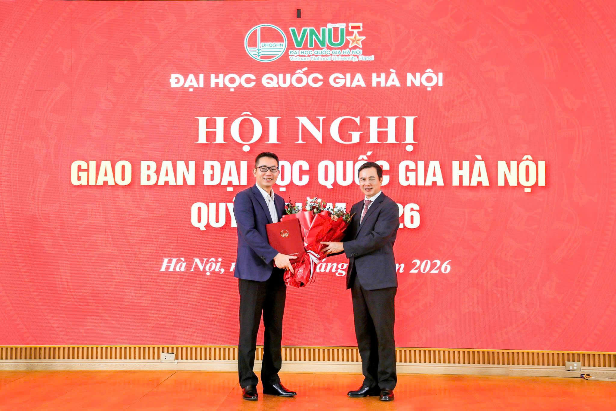 hiệu trưởng - Ảnh 2.