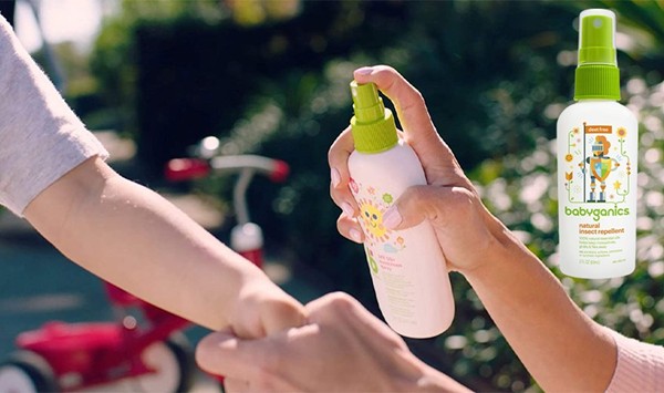 chai xịt muỗi cho bé