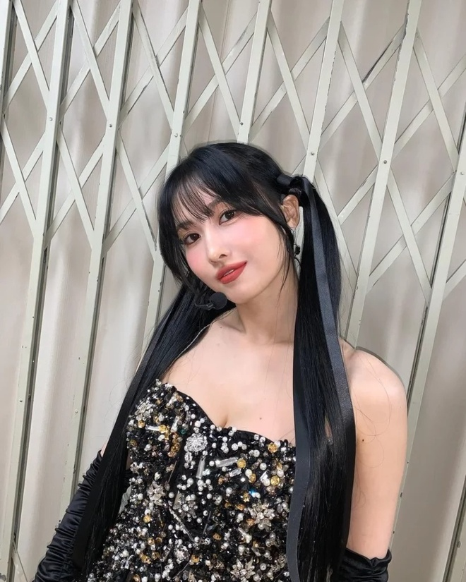 cpt1yx4dgp1-czdbc8dgle2-k7h9tgyllr3 Momo ngày càng thăng hạng nhan sắc.