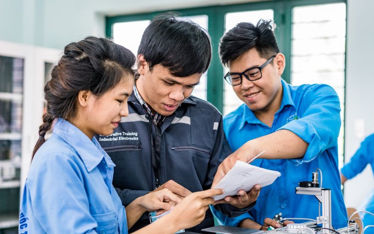 Xin visa du học lưu ý gì khi Mỹ rà soát hồ sơ mạng xã hội? - Ảnh 3.