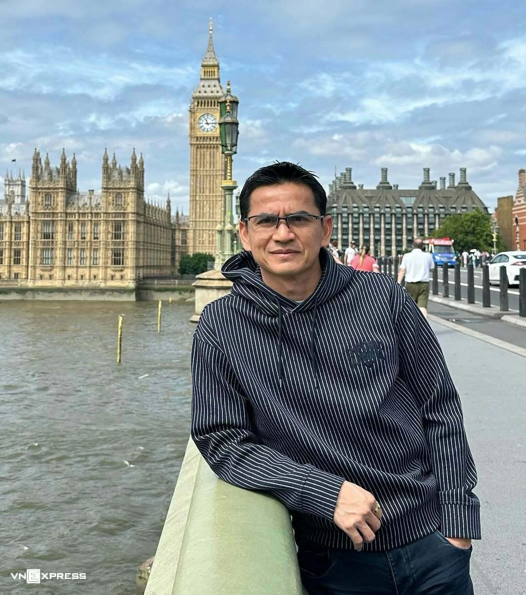 huye-n-thoa-i-kiatisuk-senamuang-1-1772550731-1772551014