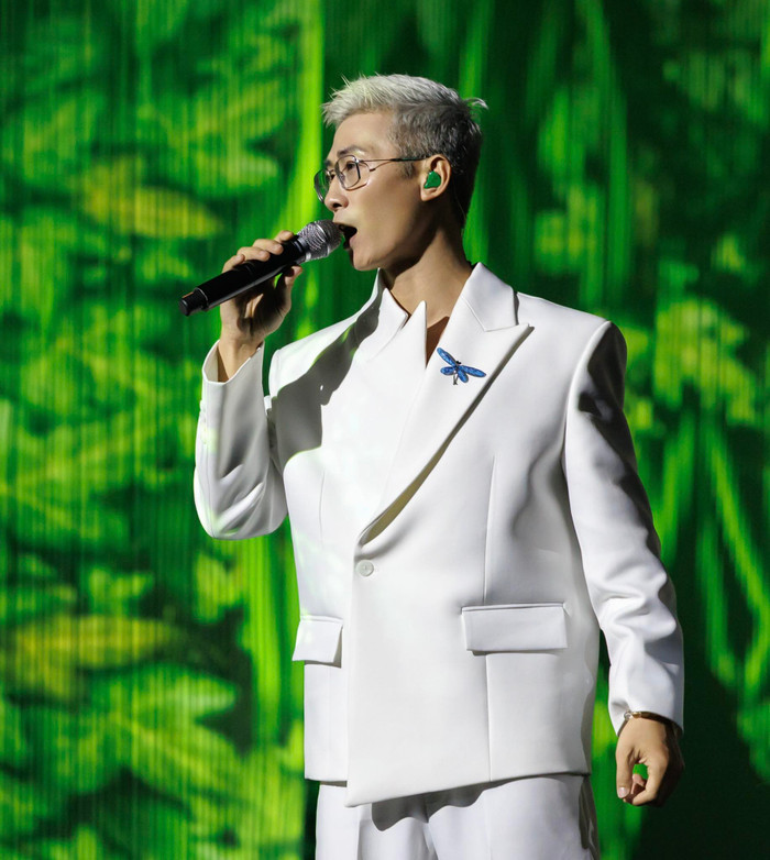 Nam ca sĩ Việt tuyên bố: 'Lạm dụng hát nhép là dấu chấm hết sớm cho sự nghiệp' Ảnh 2