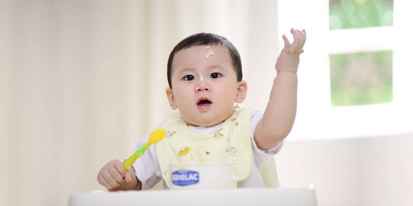 kem chống nắng cho trẻ em dưới 1 tuổi