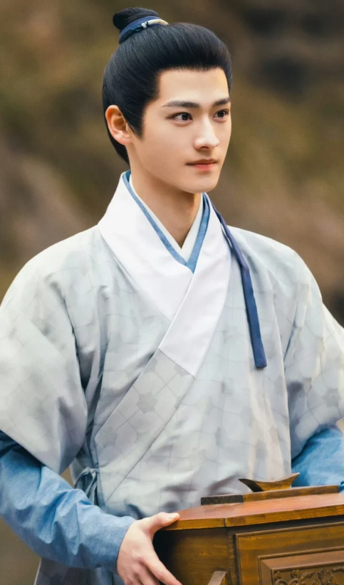 ps4tanh0cu1-w9asbur6to2-1t4y12uy9m3 Điểm danh 9 mỹ nam cổ trang thế hệ 95 'gây thương nhớ' trên màn ảnh Hoa ngữ Ảnh 9