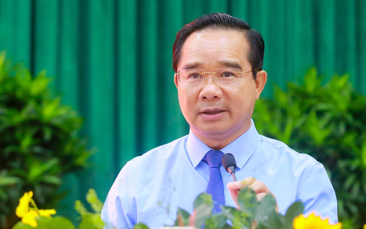 Ưu tiên xây, sửa trường học ở khu đông dân như phường Bình Dương, phường Dĩ An - Ảnh 2.