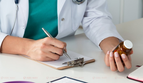 Dùng thuốc tiêu sữa theo chỉ định của bác sĩ